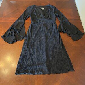 Jodi Kristopher Black Bell Sleeve Dress size 3